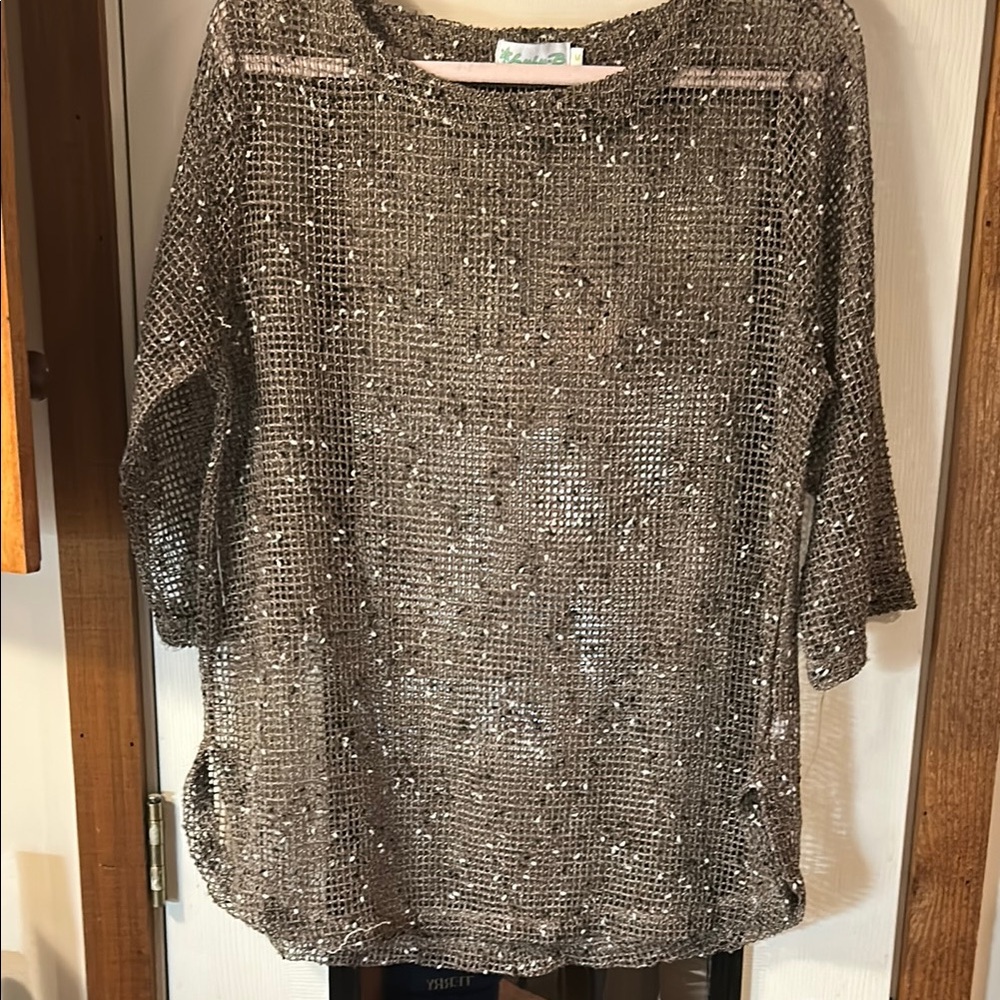 Lulu-B Brown Mesh Pullover 3/4 Sleeve Side Split Curved Hem - Size Large
